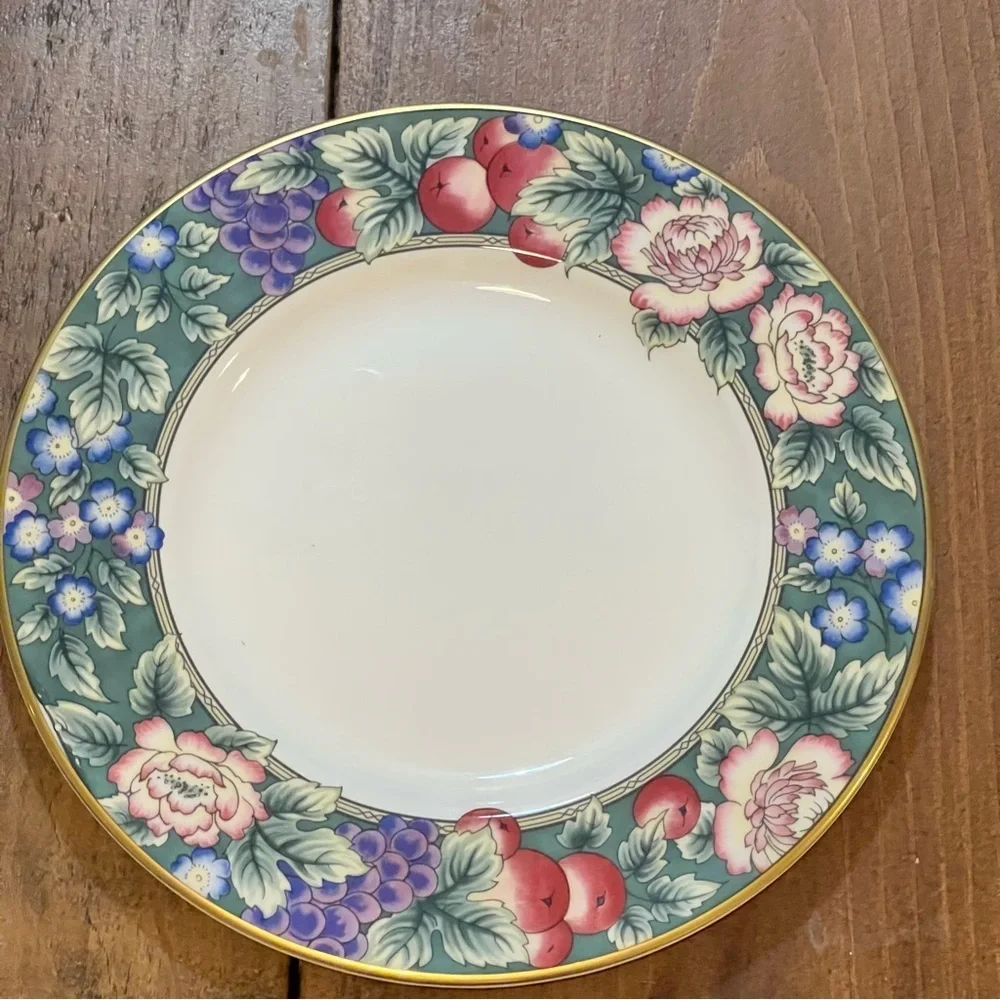 4 Vintage Royal Doulton Orchard Hill Salad Side Plates 8” EUC